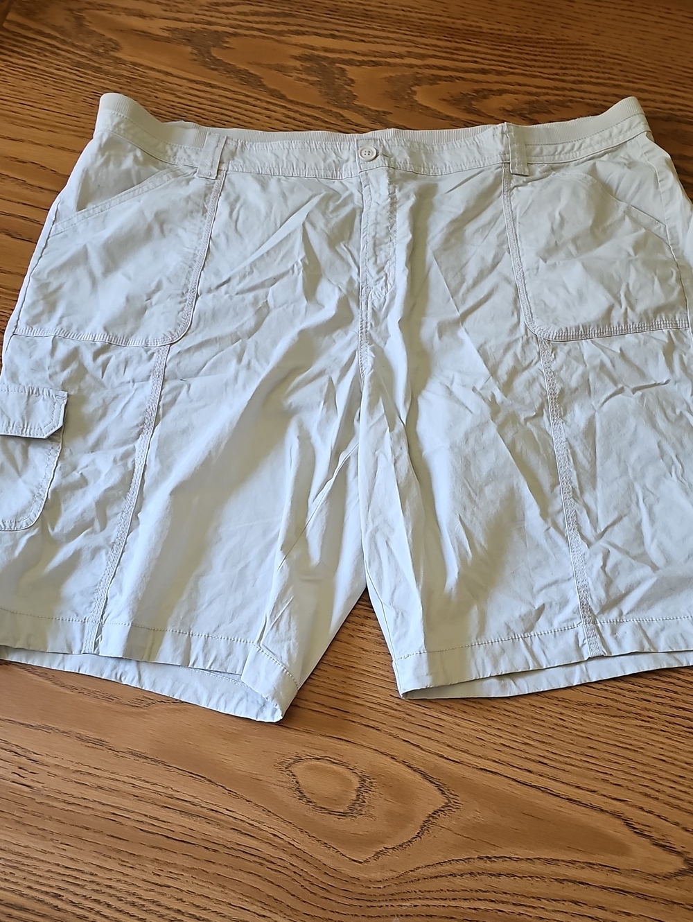 St. John's Bay Plus Size 24W Khaki Cargo Shorts